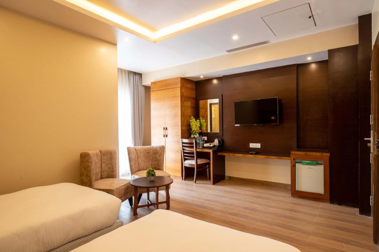 Hotel Palm International Butwal ภายนอก รูปภาพ