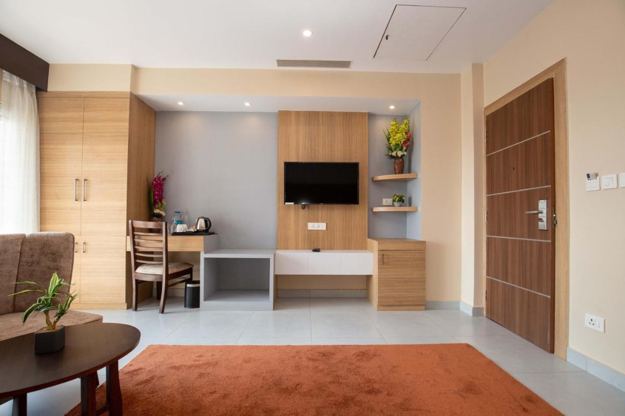 Hotel Palm International Butwal ภายนอก รูปภาพ