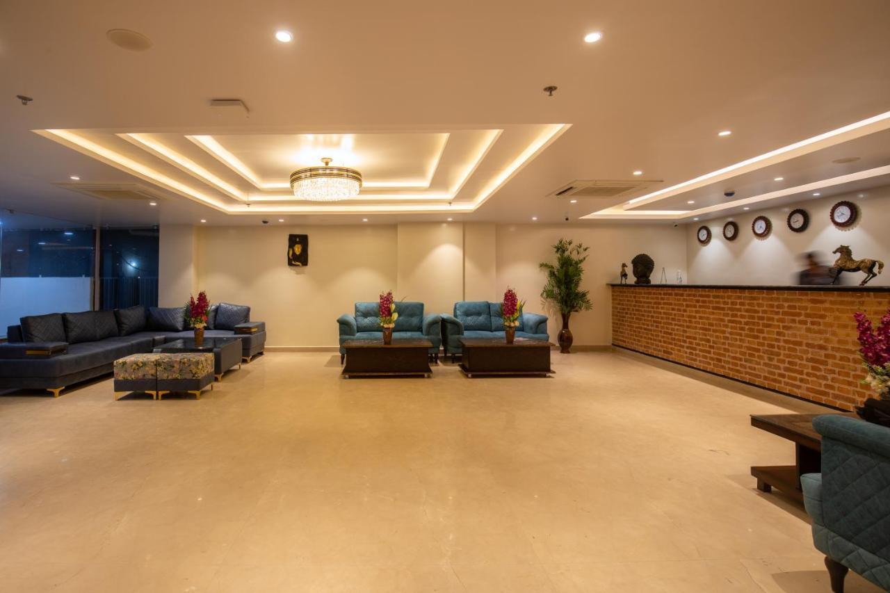 Hotel Palm International Butwal ภายนอก รูปภาพ
